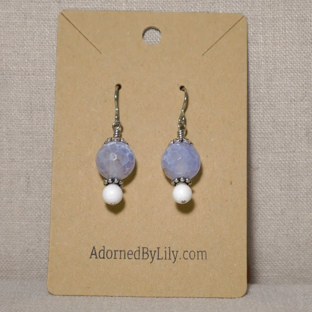 Hand Crafted Handmade Earrings Blue & White Spider Web Agate Beaded Earr… - Picture 2 of 4